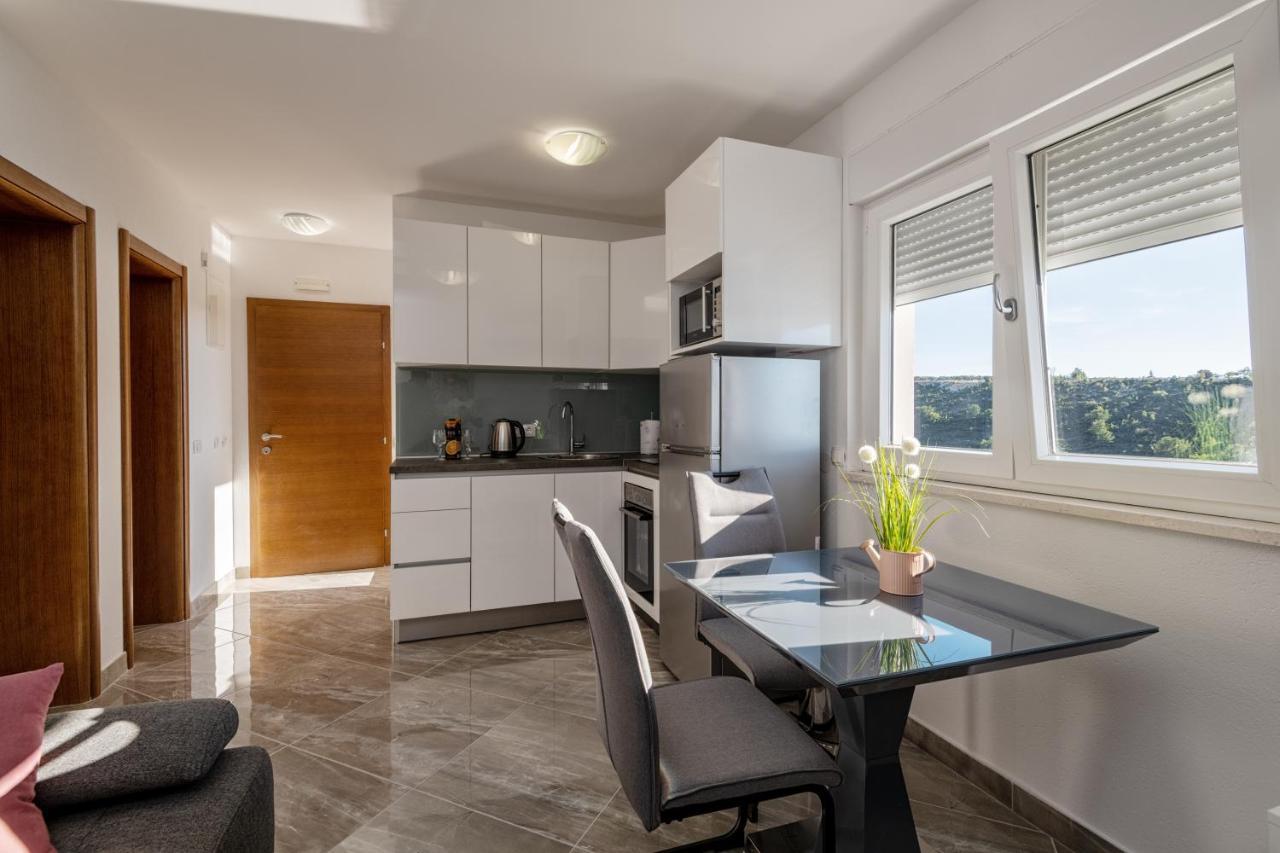 Sunny Apartment Maslina 杜巴 外观 照片